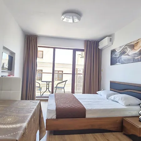 Cabacum Pleasure Beachfront - 50m To And Pool Hotel apartamentowy