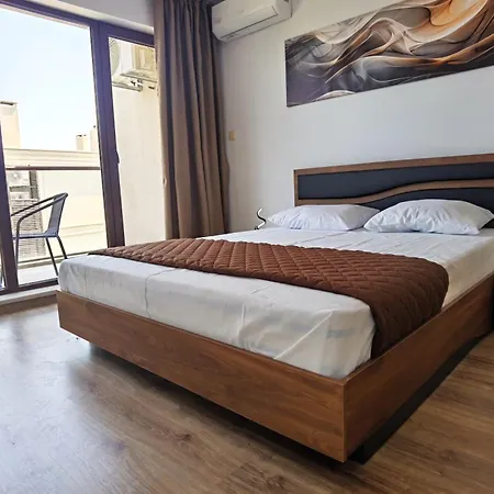 Hotel apartamentowy Cabacum Pleasure Beachfront - 50m To And Pool 3*