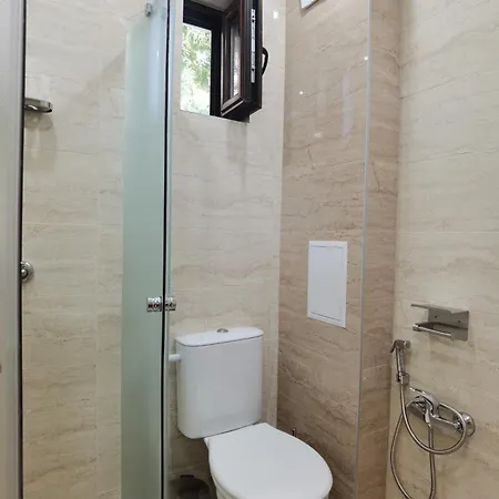 公寓式酒店 Cabacum Pleasure Beachfront - 50m To And Pool 瓦爾納